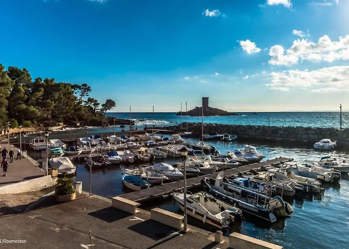 Sowell La Hotel Saint-Raphaël