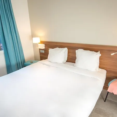 Otel Sowell La 4*