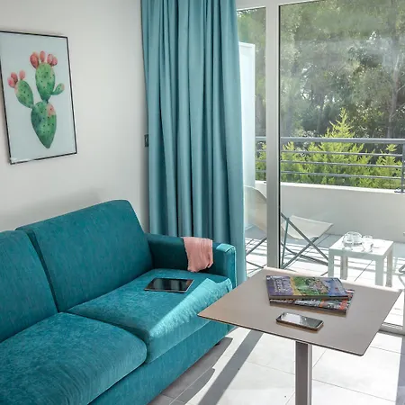 Hotel Sowell La Saint-Raphael (Var)