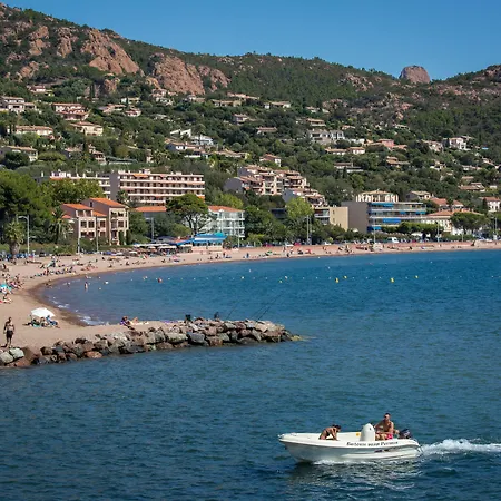 Sowell La Hotel Saint-Raphael (Var)