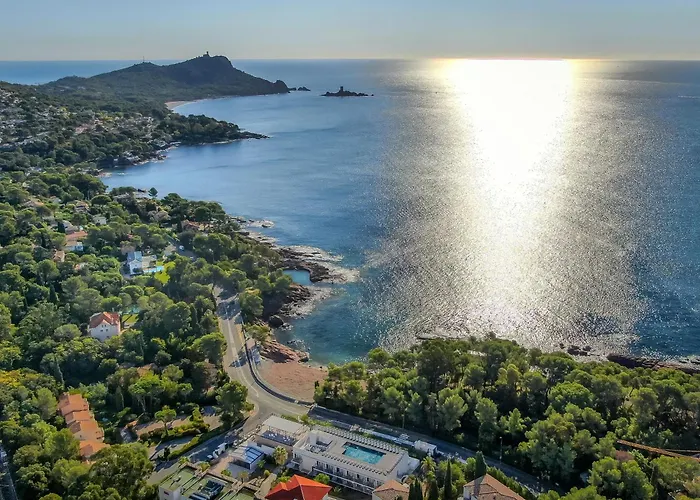 Ξενοδοχείο Sowell La Saint-Raphaël