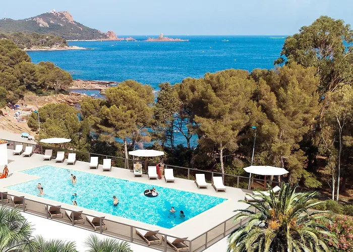 Sowell La Hotel Saint-Raphaël