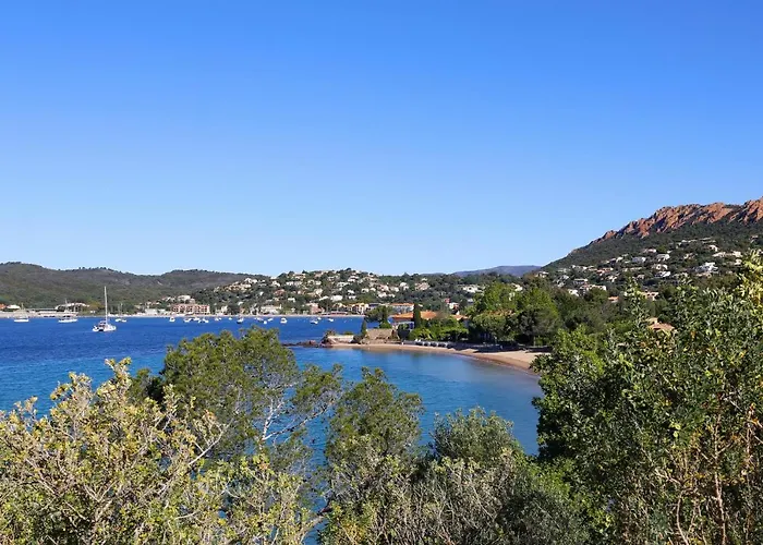 Sowell La Hotel Saint-Raphaël